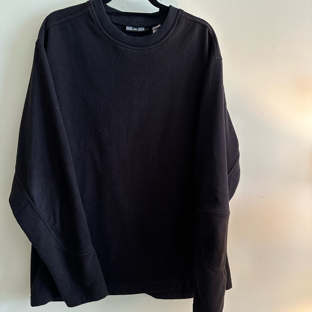 REI Black Crewneck Sweatshirt